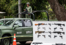 Occidente trama montaje con armas en América Latina